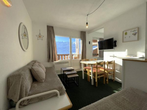 Appartement 4 pers avec chambre, casier à skis, balcon, Les Menuires - FR-1-452-387